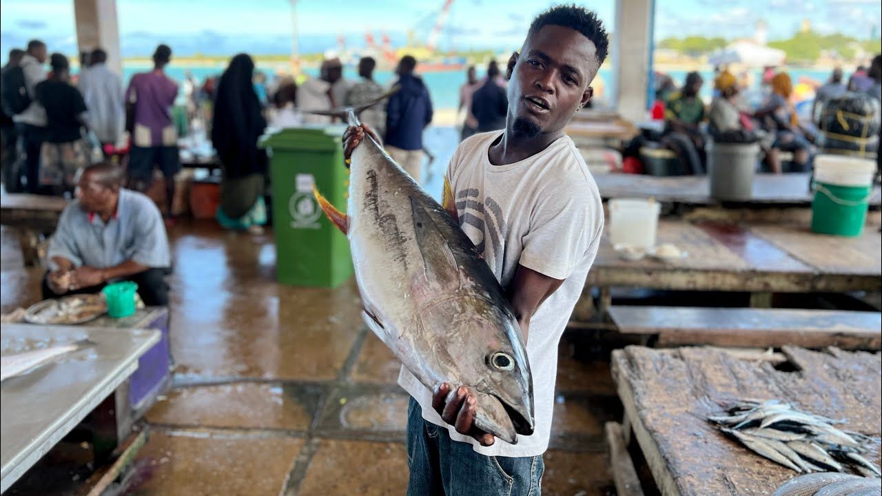 Рыбный рынок Кивукуни (Kivukoni Fish Market)
